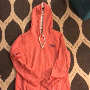 Vineyard vines women’s hooded sweatshirt